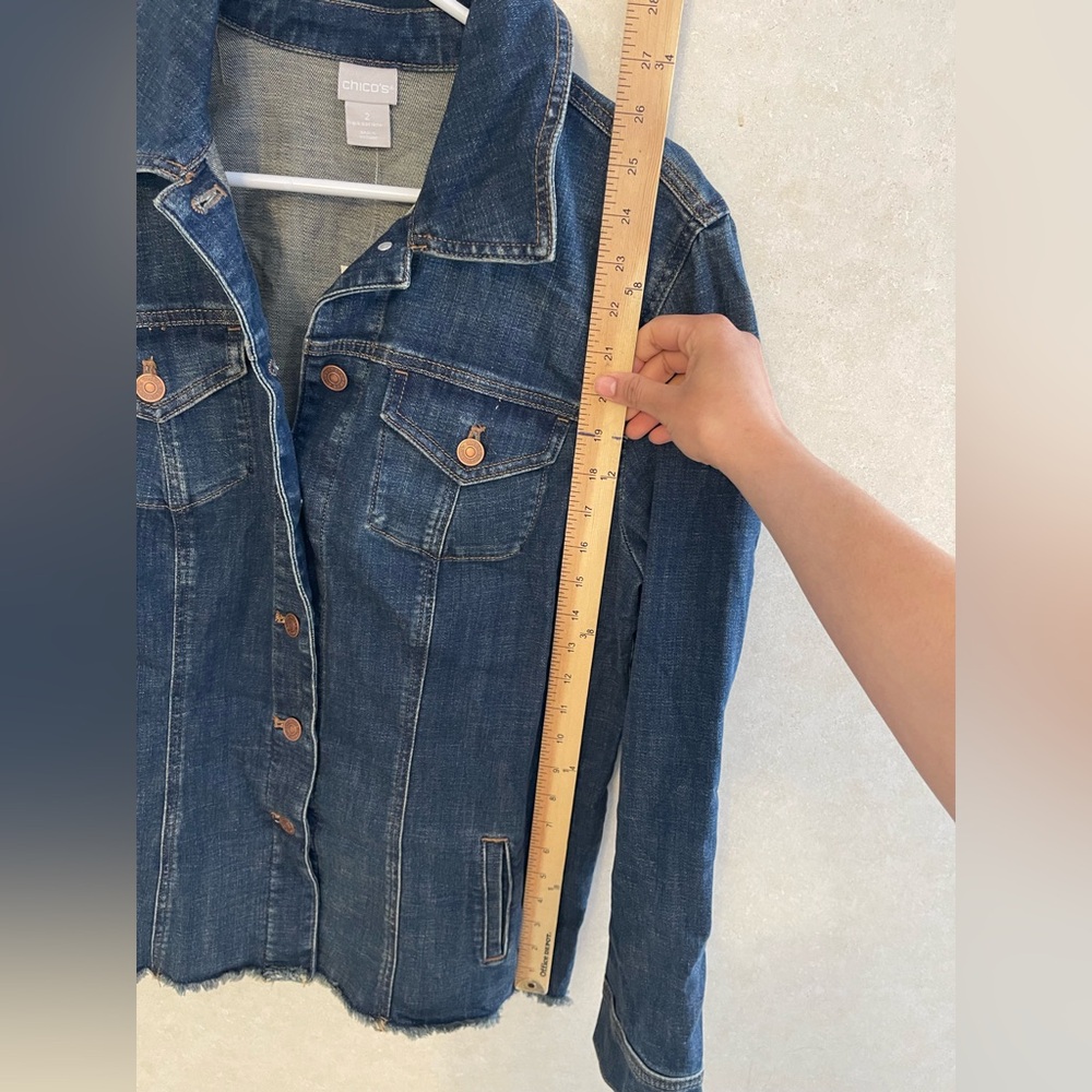 Chicos Classic Denim Jacket size 2-L Jeans Button - Picture 3 of 9